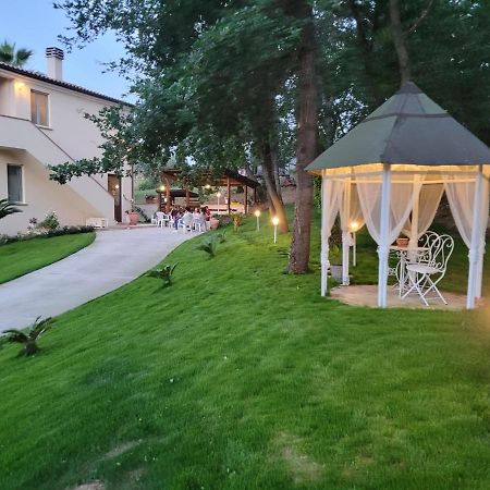 Casale Angela Apartman Torrevecchia Teatina Kültér fotó