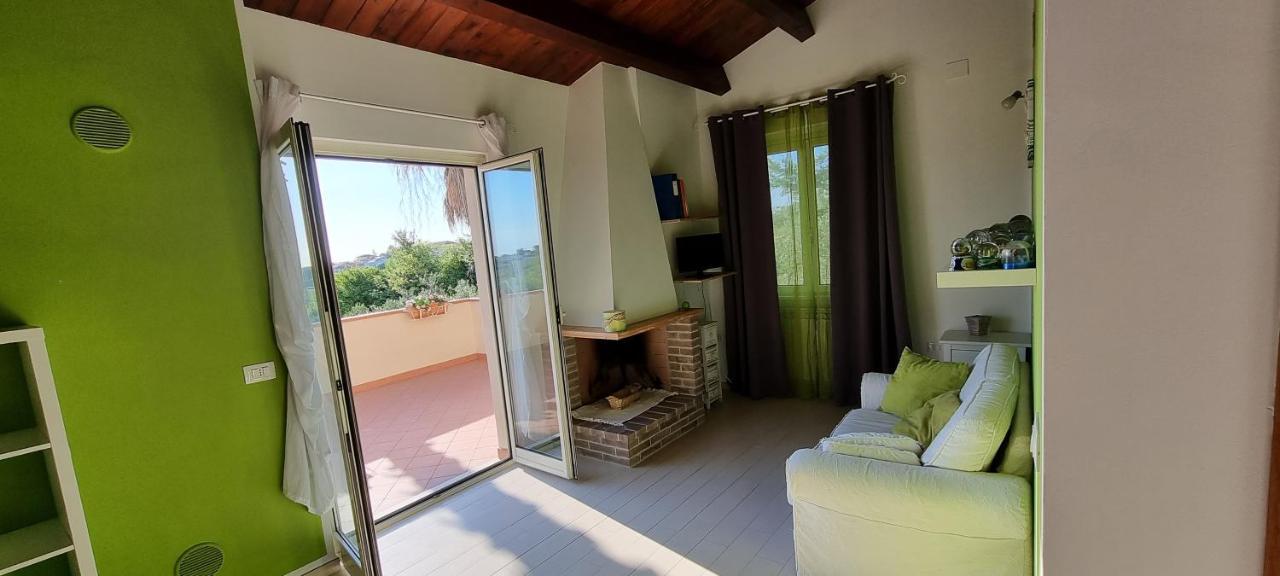 Casale Angela Apartman Torrevecchia Teatina Kültér fotó